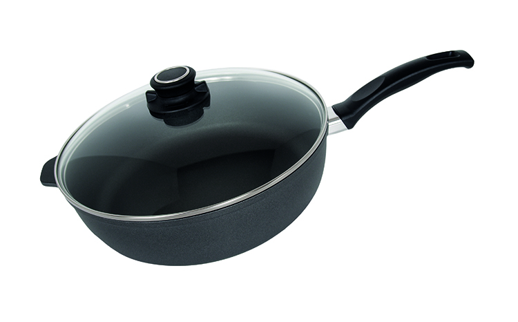 Indukčná zvýšená panvica Swiss Diamond® XD6728ic s priemerom 28 cm s pokrievkou