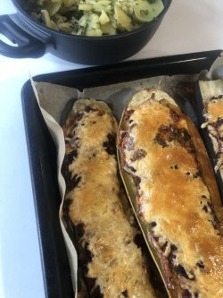 Töltött cukkini - vegetáriánus recept