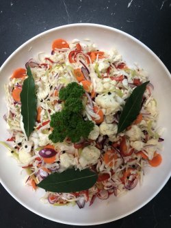 Ízletes házi csalamádé gyorsan és egyszerűen a Magimix konyhai robotgép segítségével