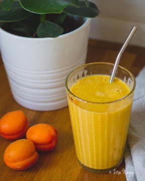 Miętowo-morelowe smoothie