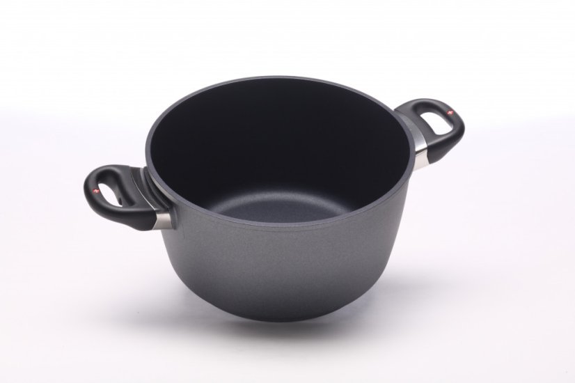 Indukční hrnec Swiss Diamond® XD6124ic o objemu 5,5 ls poklicí