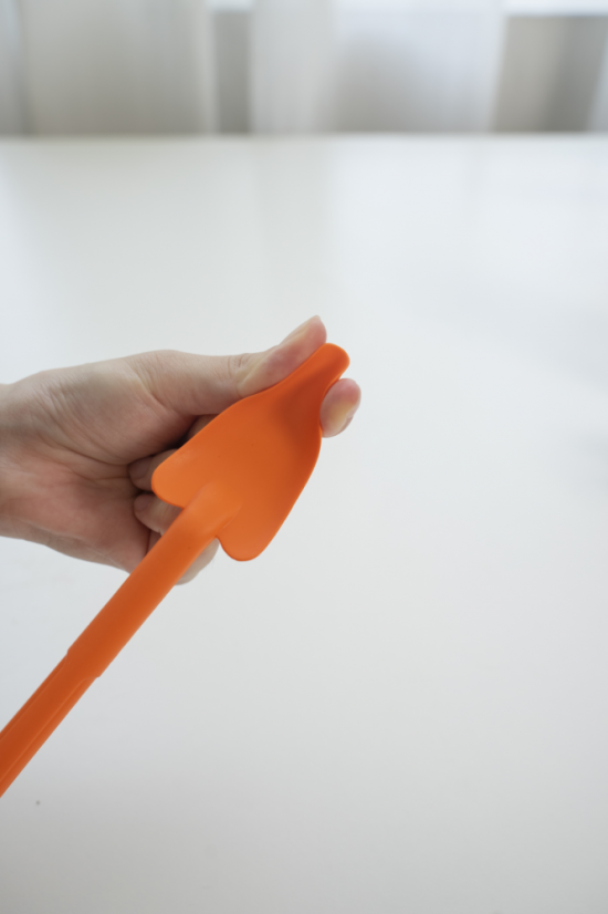 Silikonowa łyżka do resztek 20 cm