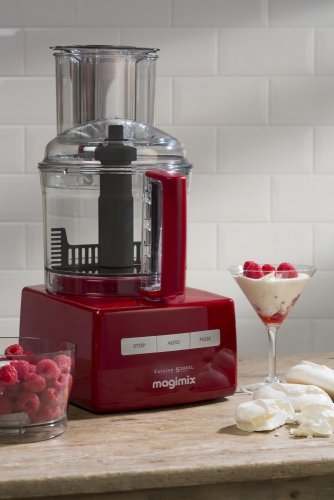 MAGIMIX® 5200 XL červený kuchynský robot v základnej výbave - výstavný kus