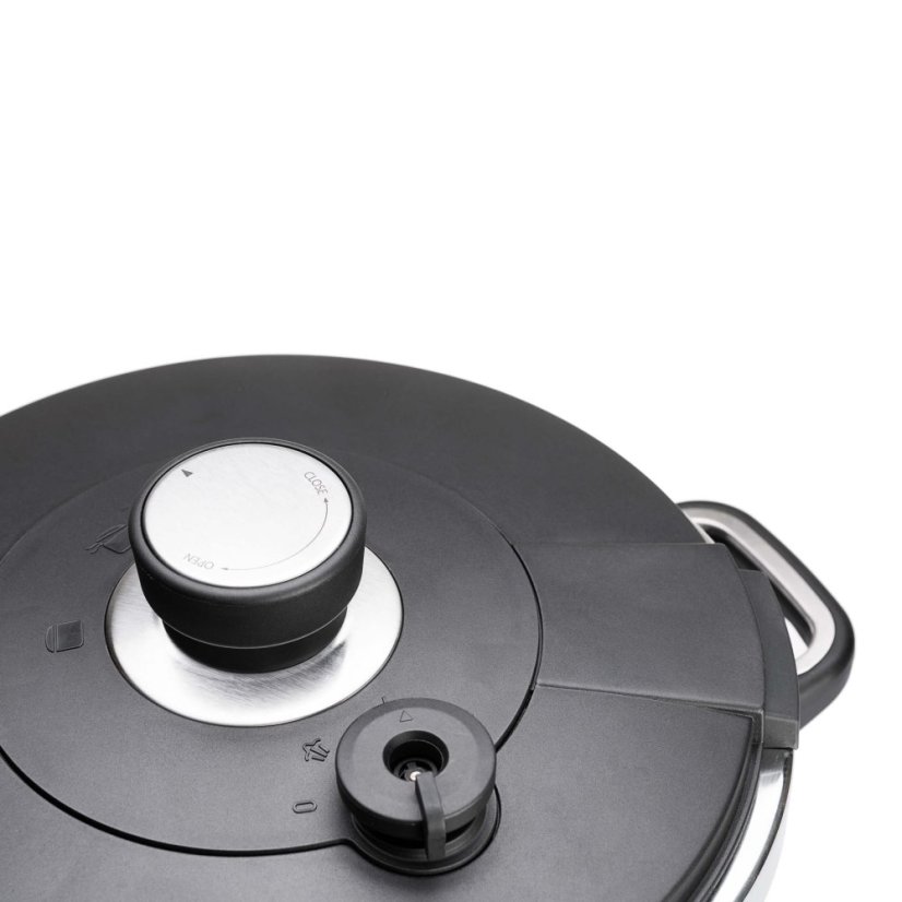 Titánový 4,5 l tlakový hrniec indukčný s dvoma pokrievkami