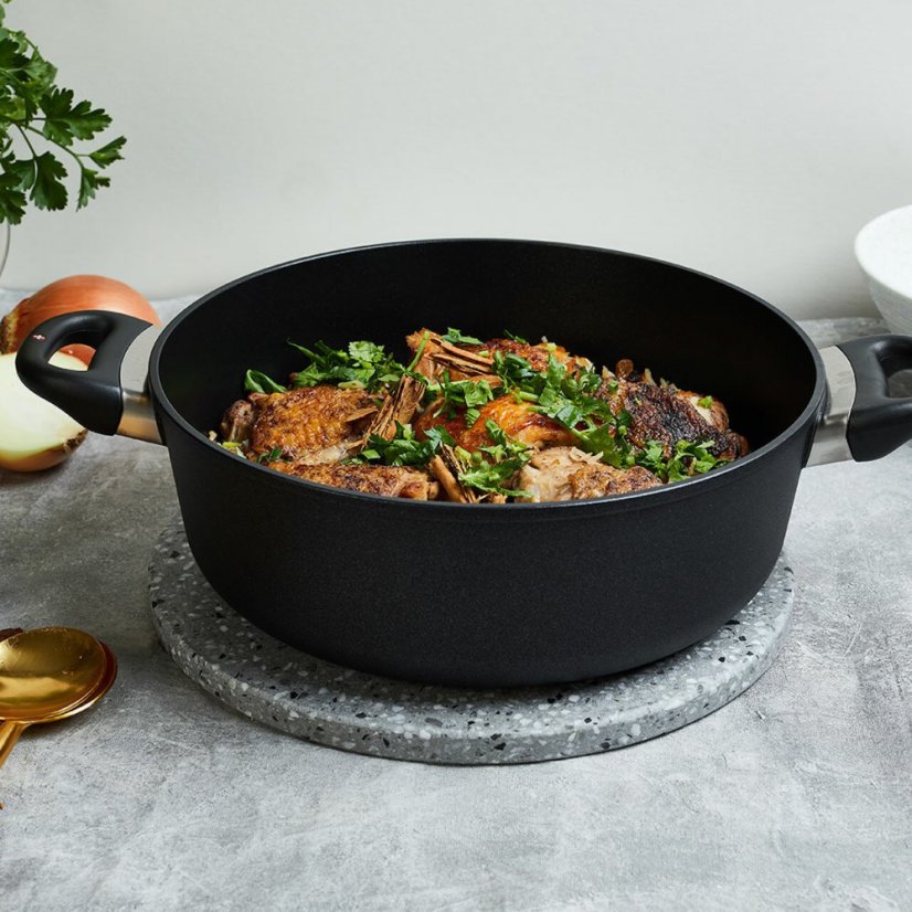 Indukcyjny garnek Swiss Diamond® XD6928ic o pojemności 5 l z pokrywką