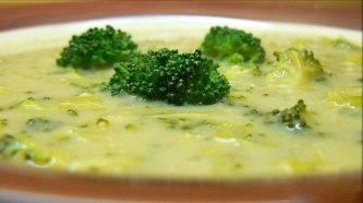 Krémová brokolicová polievka
