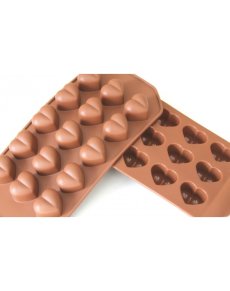 Szilikon forma praliné készítéséhez