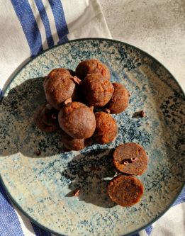 Vegán karácsonyi sütigolyó