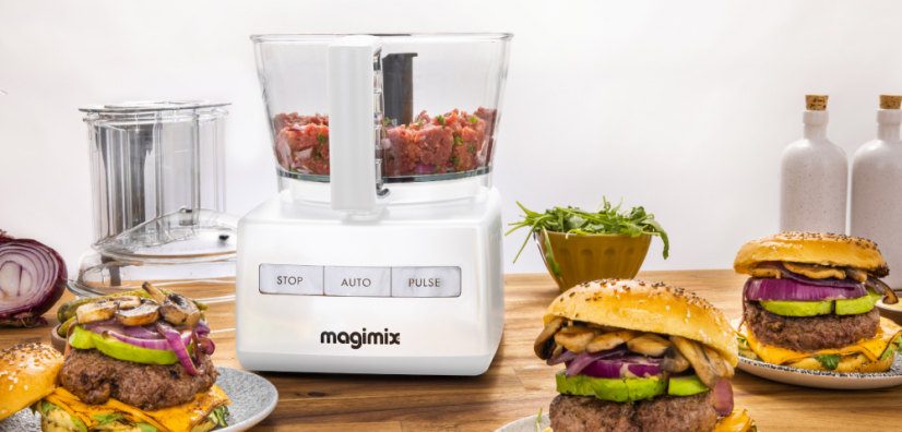 MAGIMIX® 3200 XL biały robot kuchenny w podstawowym zestawie- eksponat wystawowy