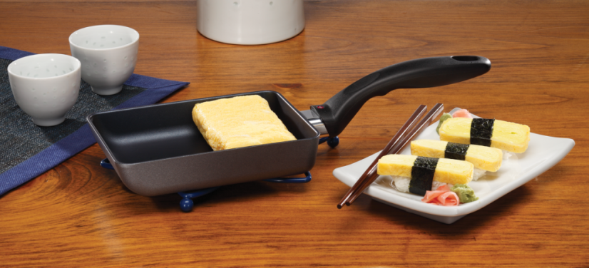 Indukční Tamagoyaki pánev Swiss Diamond® XD6318i s rozměrem 13 x 18 cm bez poklice