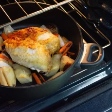 Indukcyjny garnek Swiss Diamond® XD6932ic o pojemności 7 l z pokrywką