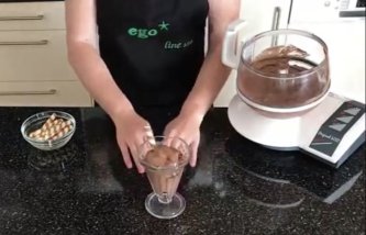 Domáca arašídová zmrzlina