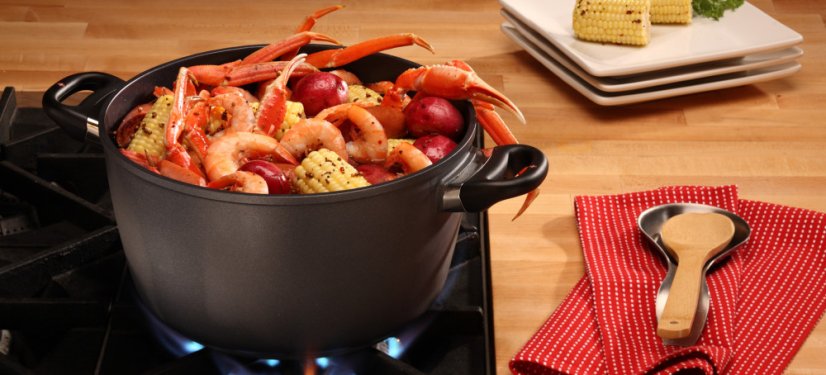 Indukčný hrniec Swiss Diamond® XD6128ic s objemom 8,5 l s pokrievkou