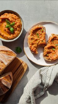 Sült paprikás mártogatós