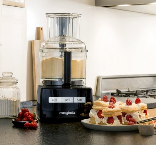 MAGIMIX® 5200 XL kuchynský robot vo výbave Premium čierny, teraz s hranolkovačom a kockovačom zadarmo