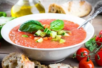 Studená gazpacho polievka
